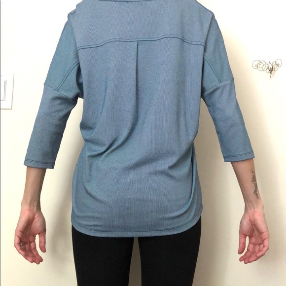 ❌ Tahari Stripped Short Sleeve Oversized Top - Picture 11 of 11